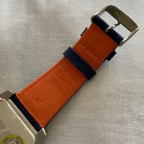 Limited edition BOSS Orange Watch - Picture 6 of 7